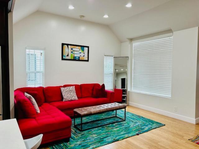 Gated Contemporary 3 Bedroom - 2 Bathroom Home In South La Plus Parking Лос-Анджелес Екстер'єр фото